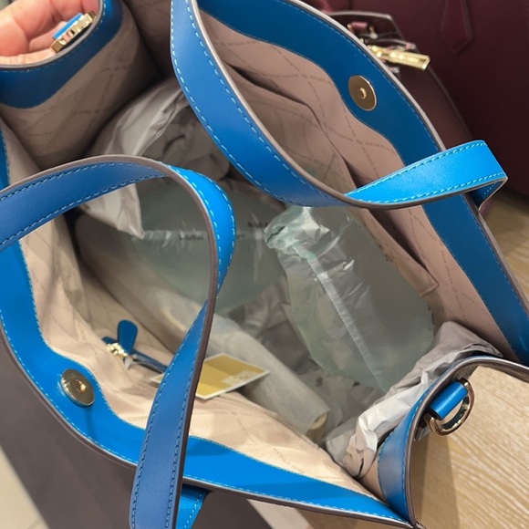 MICHAEL KORS KENLY LARGE NS GRAPHIC LOGO TOTE SATCHEL SHOULDER BAGMK SIGNATURE - Picture 16 of 16